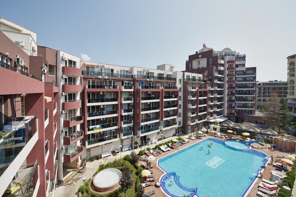 Admiral Plaza Holiday Apartments Sunny Beach Exterior photo